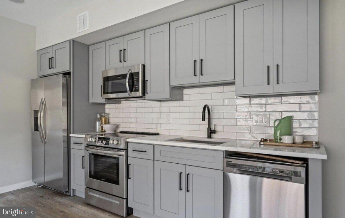 3515 Midvale Avenue, Unit 505 Philadelphia, PA 19129 - Photo 5 of 10