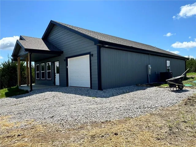 $269,950 | 213 Bald Eagle Drive, Linn Valley, KS 66040