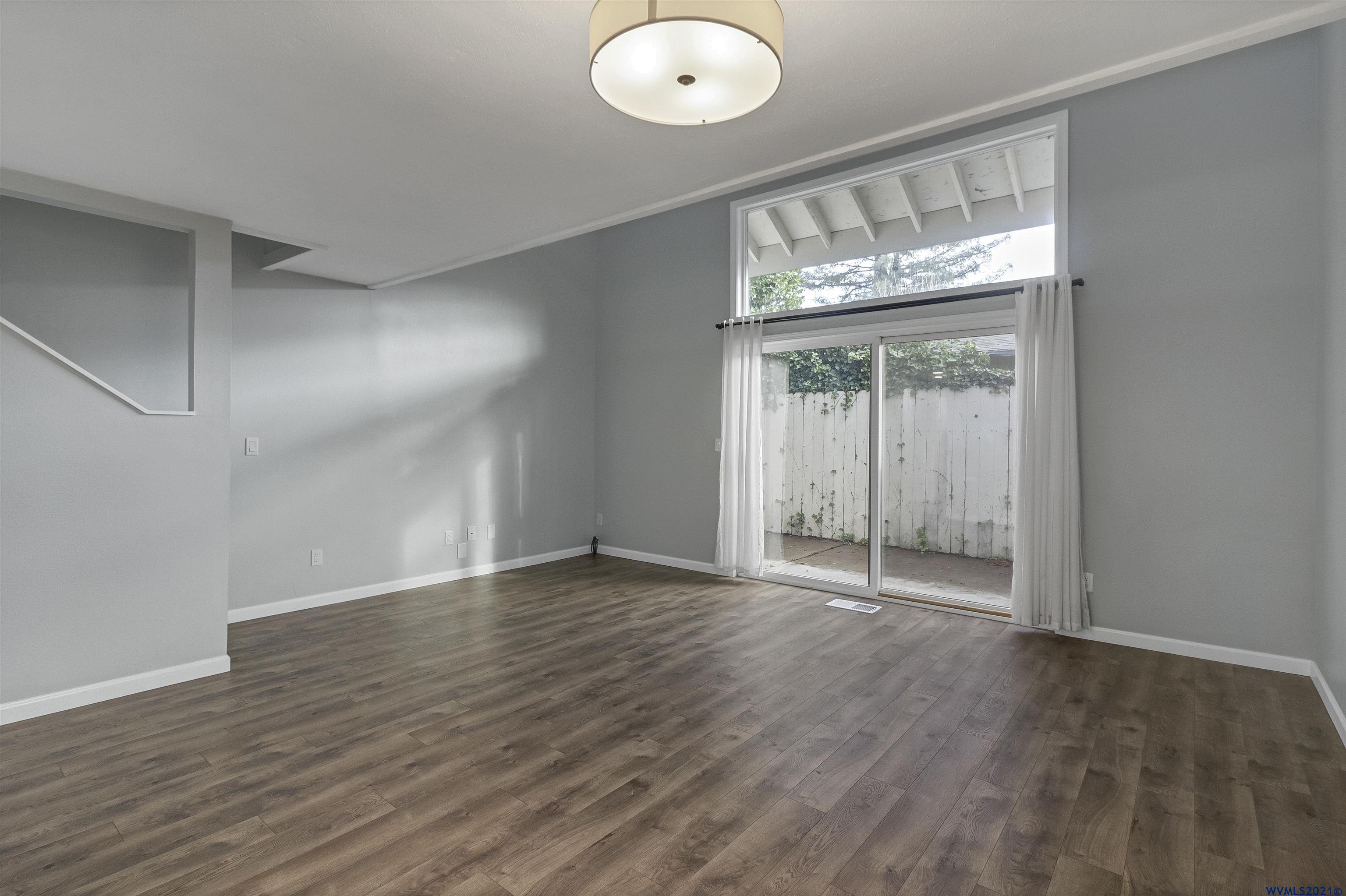 3868 Auburn Road Northeast Salem, OR 97301 - Photo 12 of 34