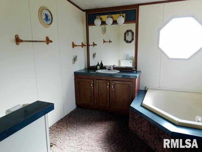 14795 Linck Road Marion, IL 62959 - Photo 11 of 17