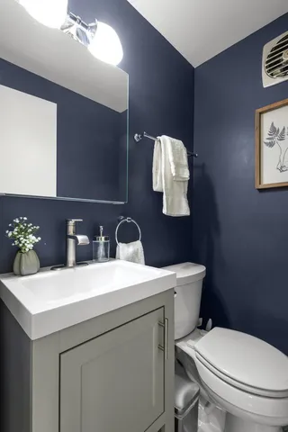 $750,000 | 2101 Pioneer Road, Evanston, IL 60201