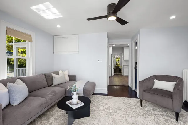 $750,000 | 2101 Pioneer Road, Evanston, IL 60201