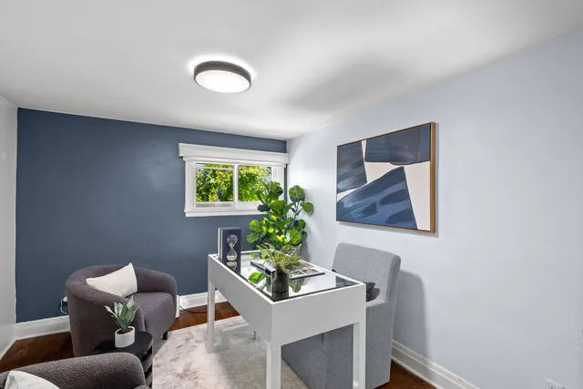 $750,000 | 2101 Pioneer Road, Evanston, IL 60201