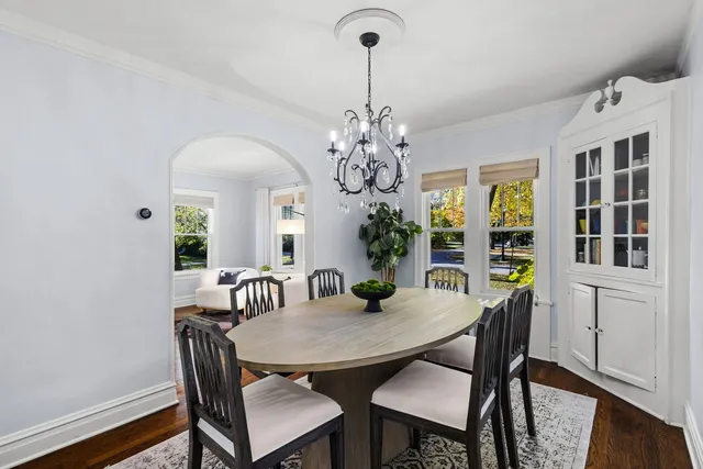 $750,000 | 2101 Pioneer Road, Evanston, IL 60201