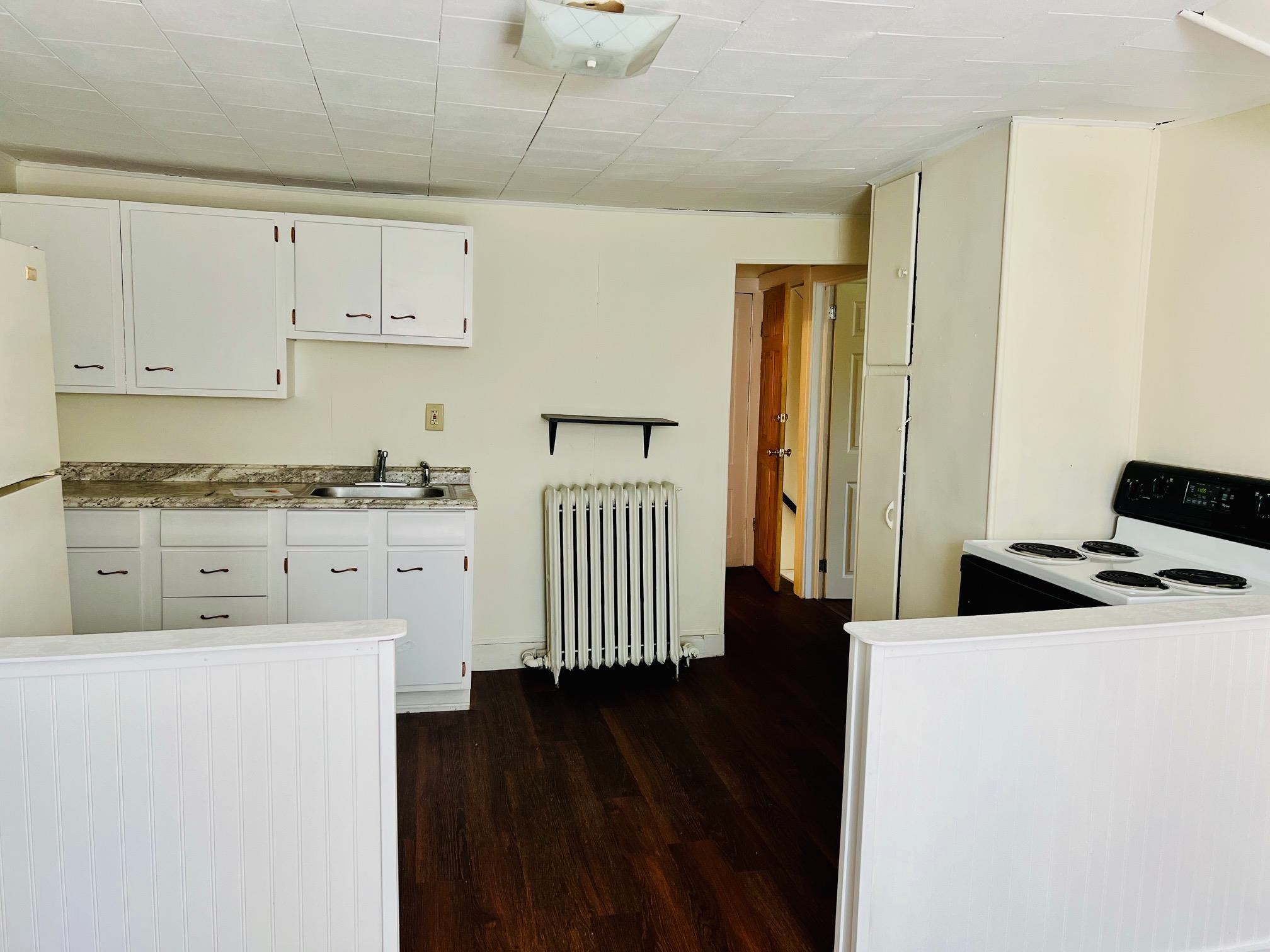 4 Church Street West Lebanon, NH 03784 - Photo 5 of 20