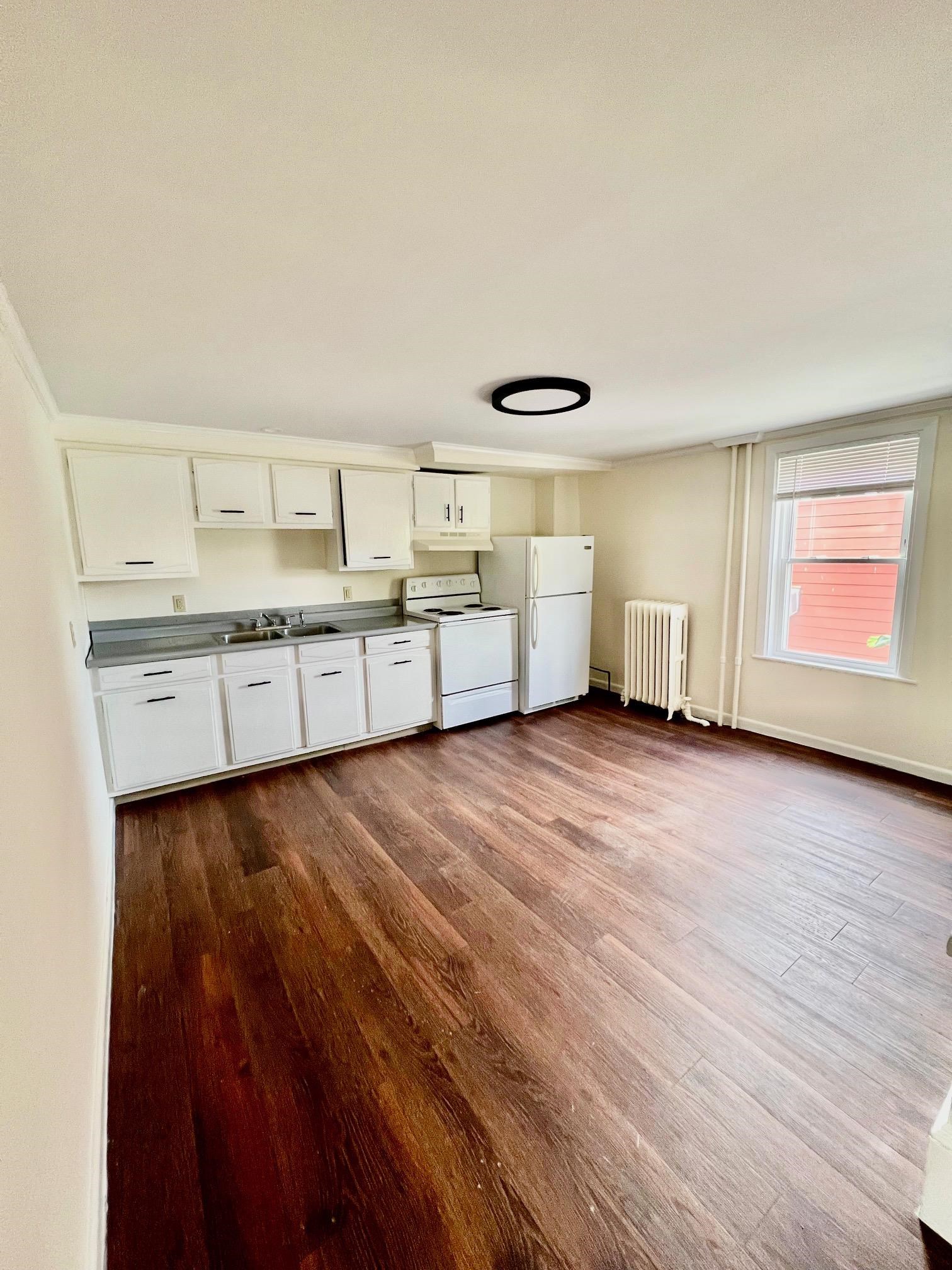 4 Church Street West Lebanon, NH 03784 - Photo 6 of 20