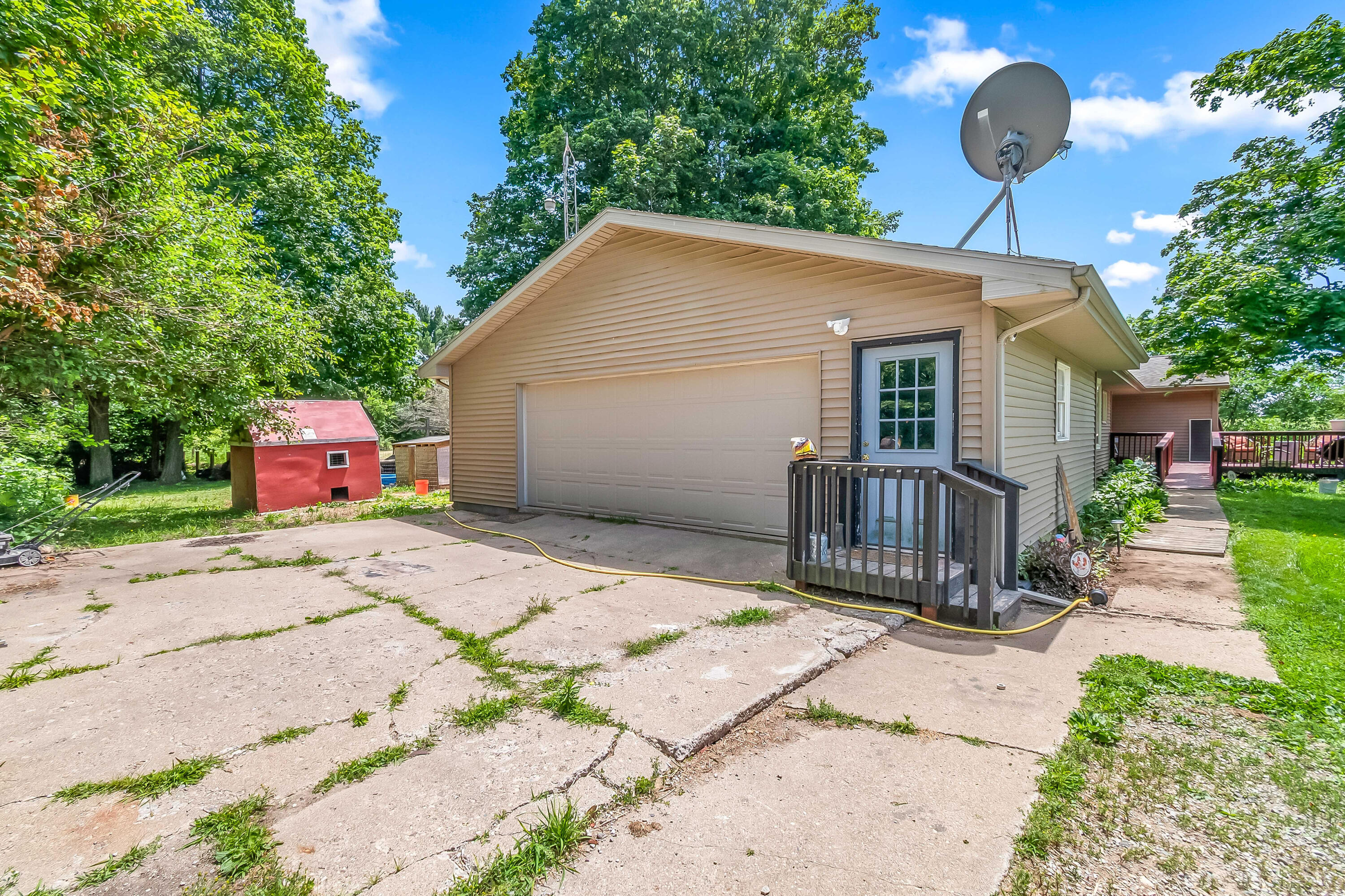 7051 Long Lake Road Reading, MI 49274 - Photo 11 of 54