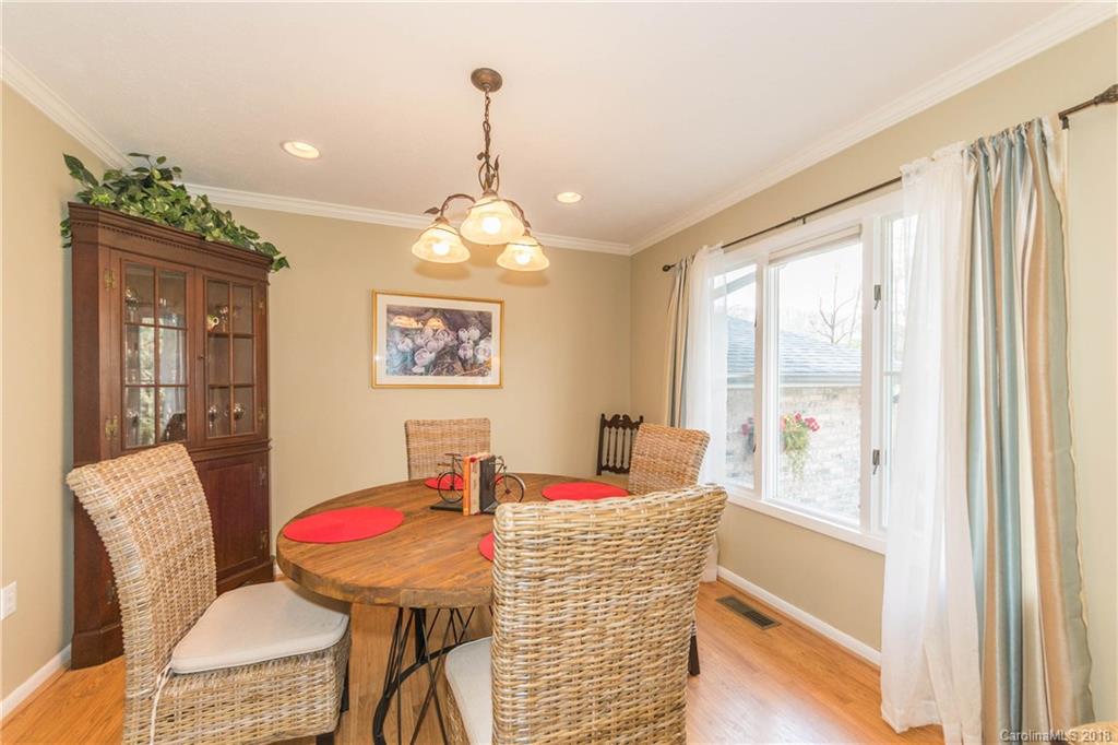 385 Auburn Road Waynesville, NC 28786 - Photo 13 of 31 Gallery Image 13