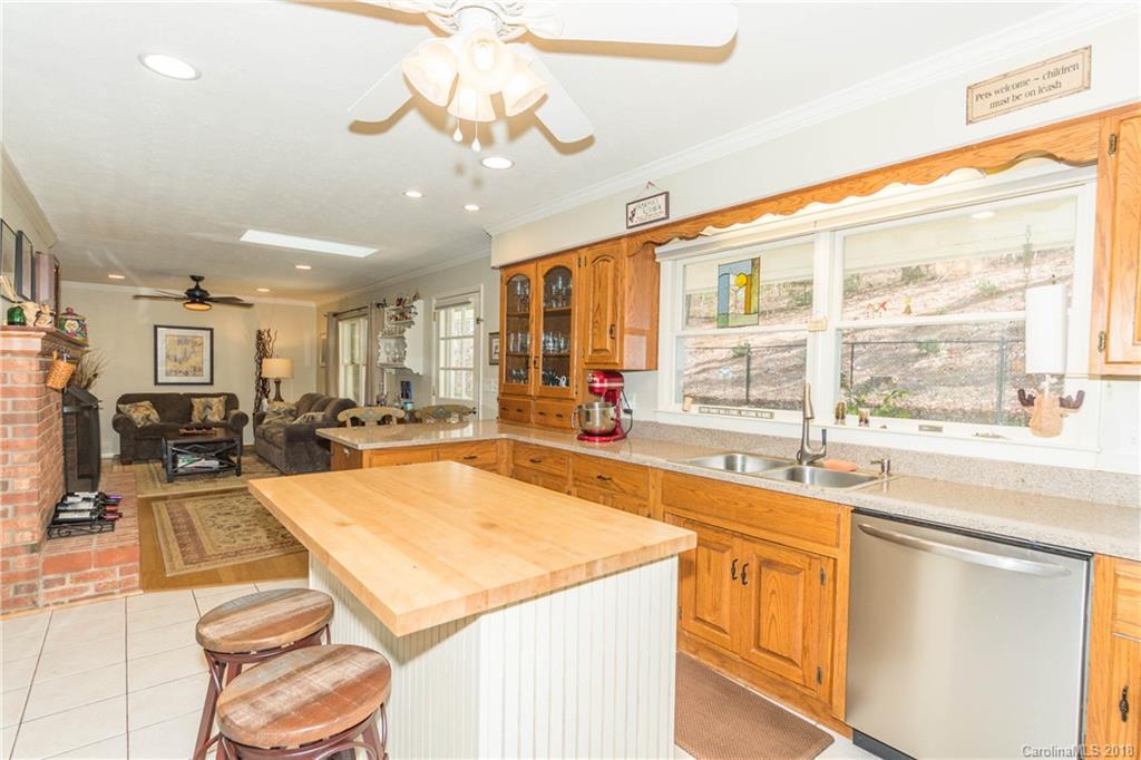 385 Auburn Road Waynesville, NC 28786 - Photo 15 of 31 Gallery Image 15
