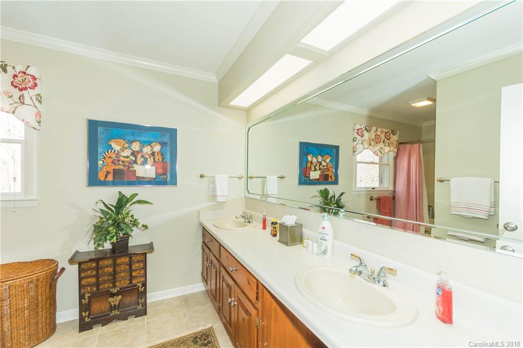 385 Auburn Road Waynesville, NC 28786 - Photo 25 of 31 Gallery Image 25