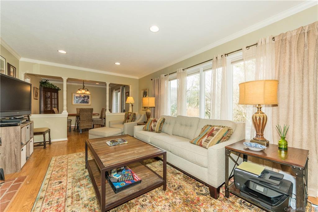385 Auburn Road Waynesville, NC 28786 - Photo 7 of 31 Gallery Image 7
