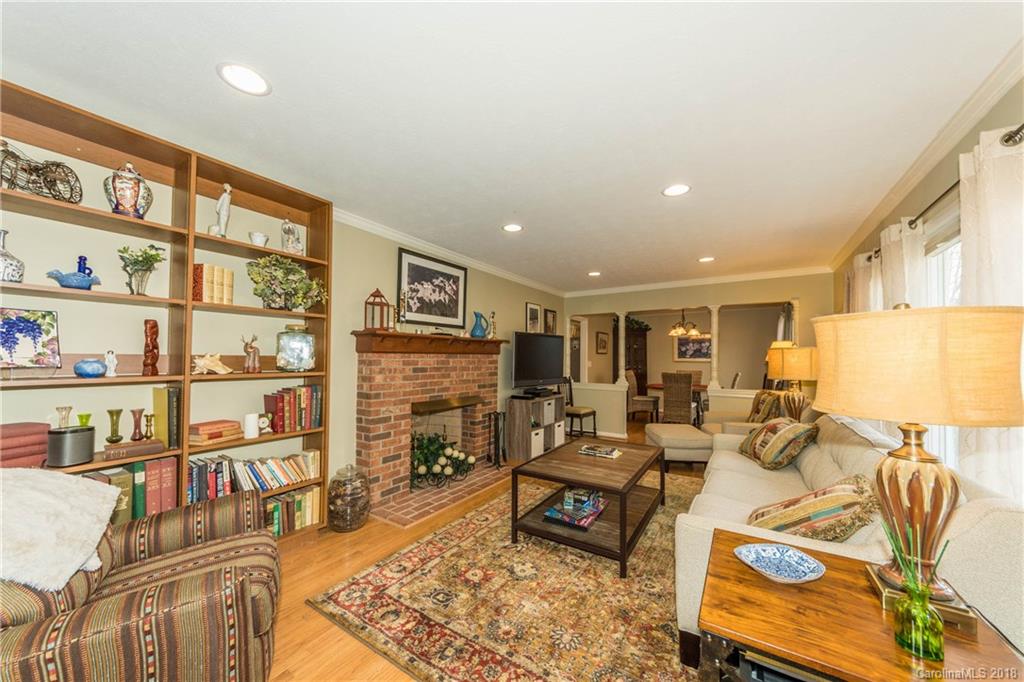 385 Auburn Road Waynesville, NC 28786 - Photo 8 of 31 Gallery Image 8