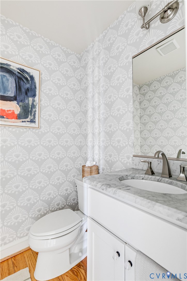 10451 Cherokee Road Richmond, VA 23235 - Photo 20 of 36 First floor powder room