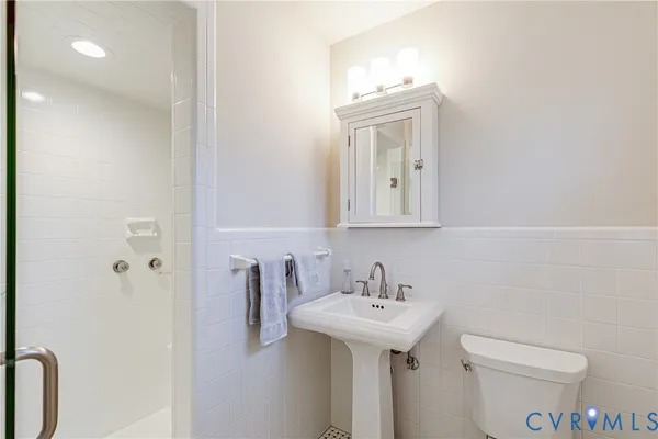 $975,000 | 10451 Cherokee Road, Richmond, VA 23235