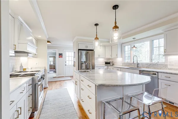 $975,000 | 10451 Cherokee Road, Richmond, VA 23235