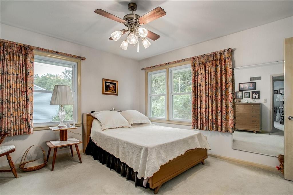 421 Southwest Stratford Road Lee's Summit, MO 64081 - Photo 12 of 27