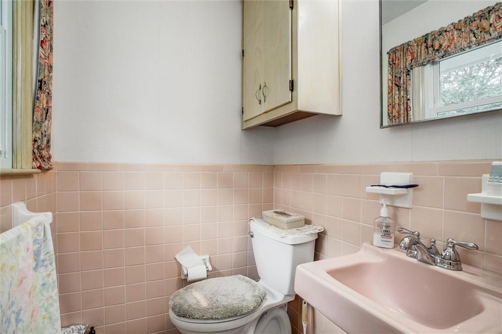 421 Southwest Stratford Road Lee's Summit, MO 64081 - Photo 15 of 27