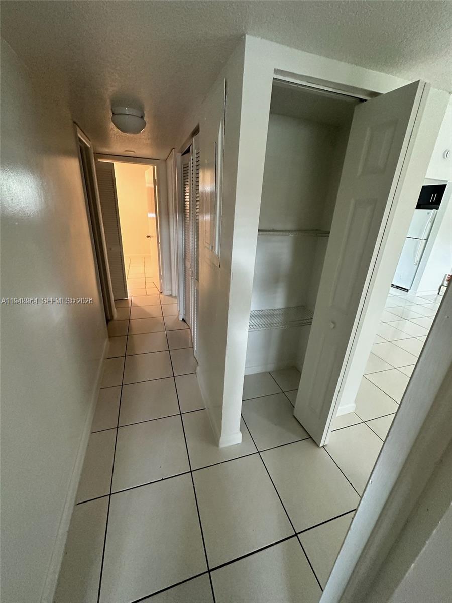 13993 Southwest 280th Terrace Homestead, FL 33033 - Photo 6 of 22 a view of a hallway