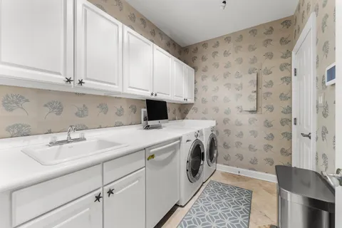 $6,900,000 | 440 98th Street, Stone Harbor, NJ 08247