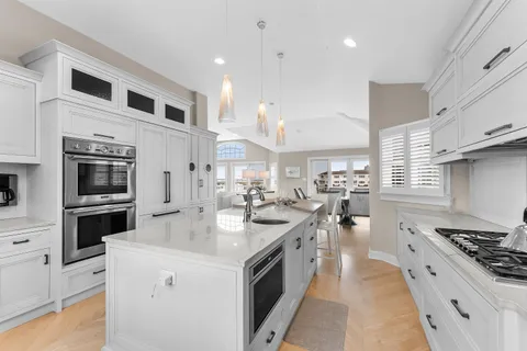 $6,900,000 | 440 98th Street, Stone Harbor, NJ 08247