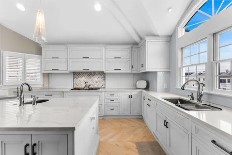 $6,900,000 | 440 98th Street, Stone Harbor, NJ 08247