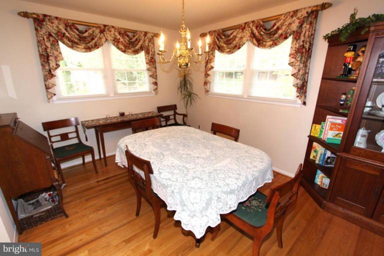 5421 Moultrie Road Springfield, VA 22151 - Photo 14 of 30 Dining Room #2