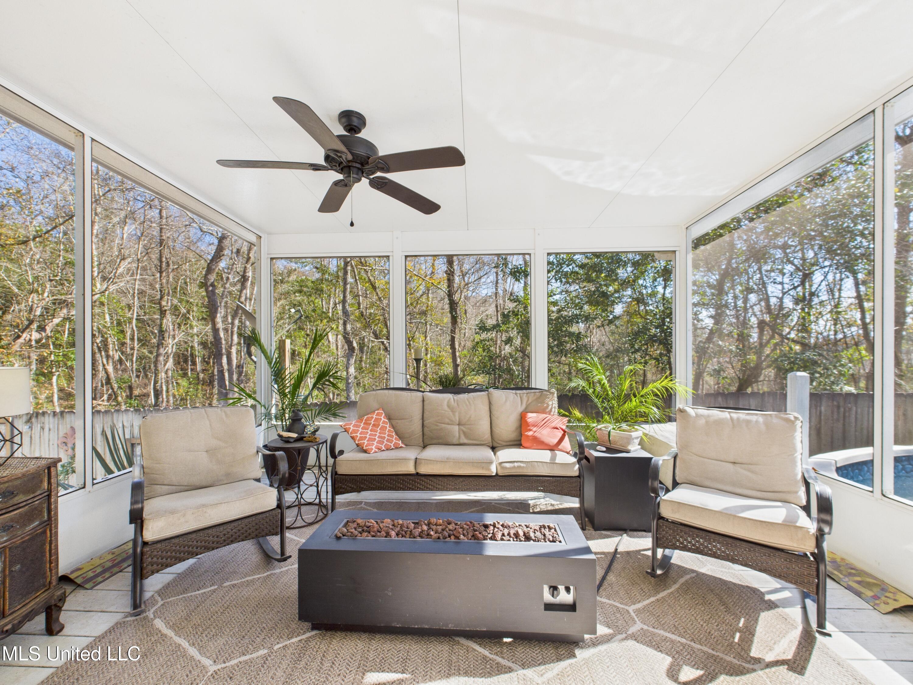 9605 Oak Crest Lane Ocean Springs, MS 39564 - Photo 30 of 39 CAM04449G0-PR0032-STILL037