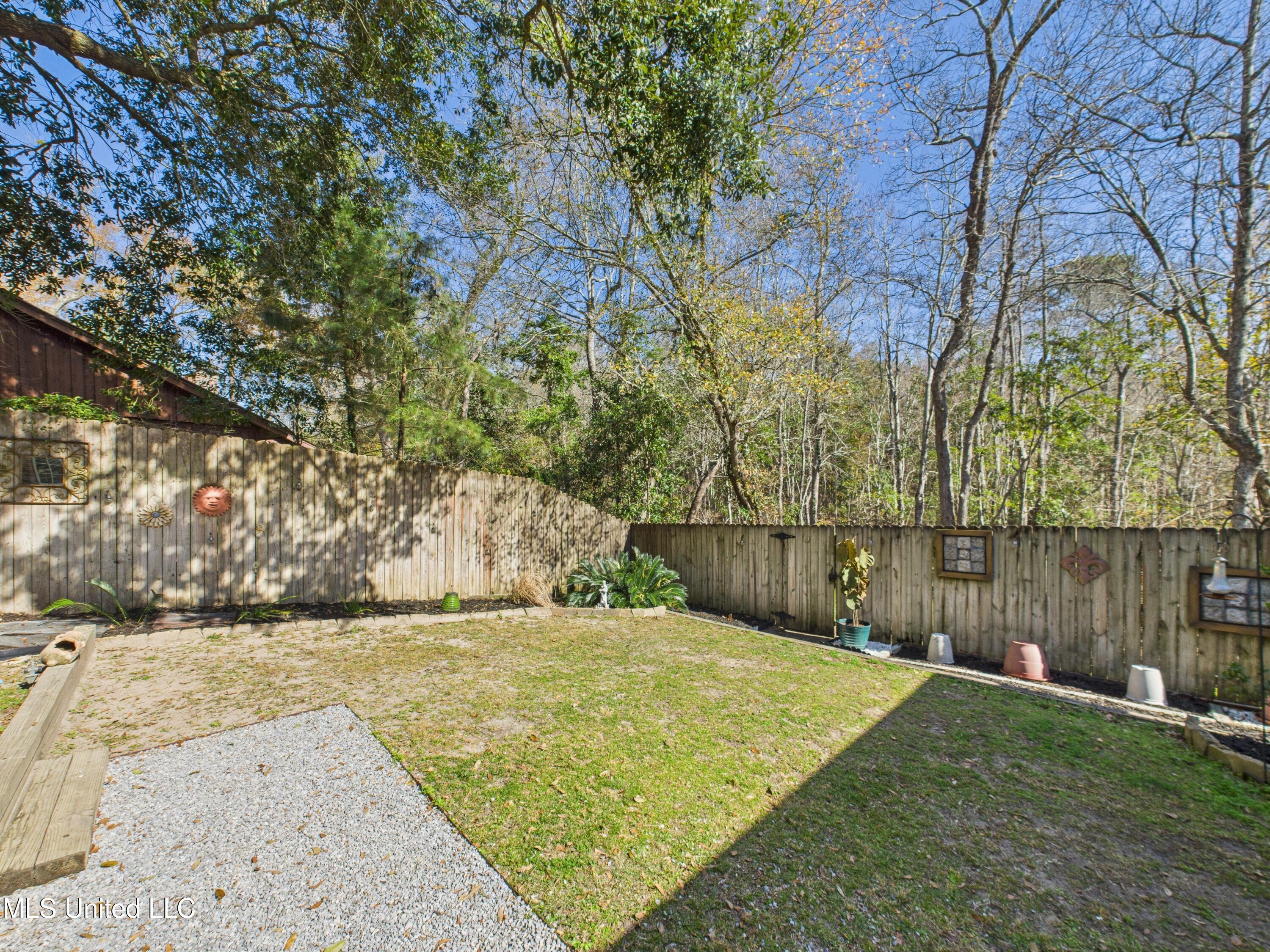 9605 Oak Crest Lane Ocean Springs, MS 39564 - Photo 36 of 39 CAM04449G0-PR0032-STILL044