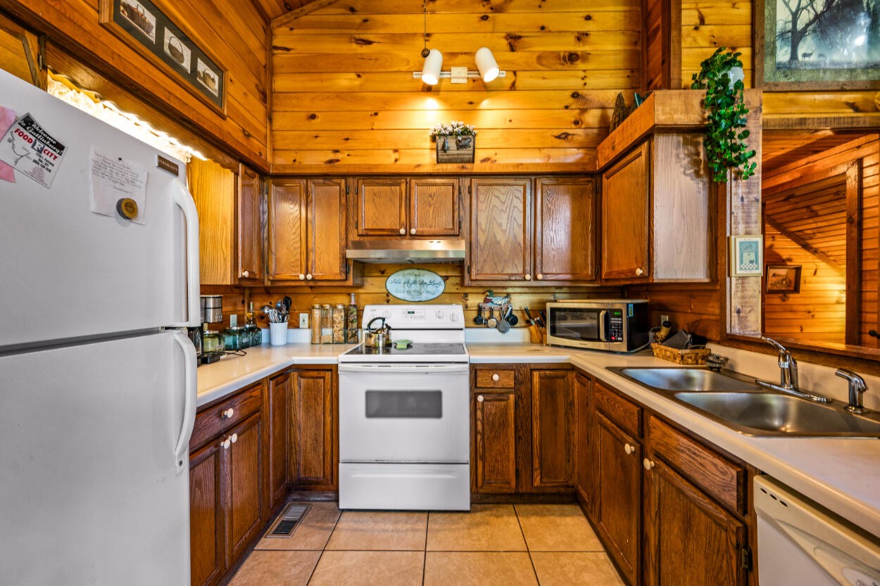 210 Rodeo Drive Gatlinburg, TN 37738 - Photo 13 of 44 Gallery Image 13