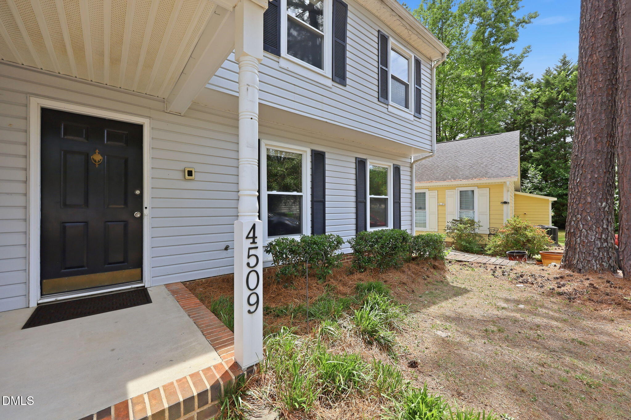 4509 Hollirose Place Raleigh, NC 27616 - Photo 4 of 46