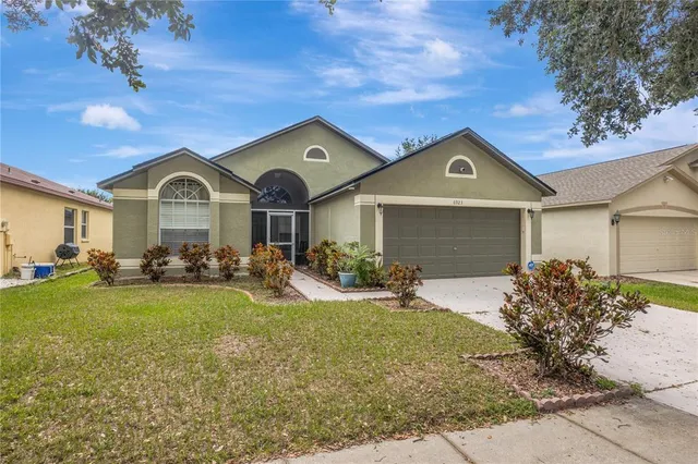 $330,000 | 6923 Waterbrook Court, Gibsonton, FL 33534