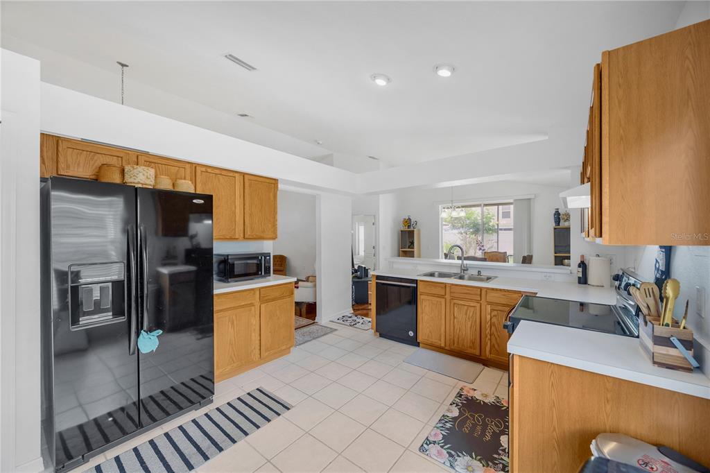 6923 Waterbrook Court Gibsonton, FL 33534 - Photo 17 of 48