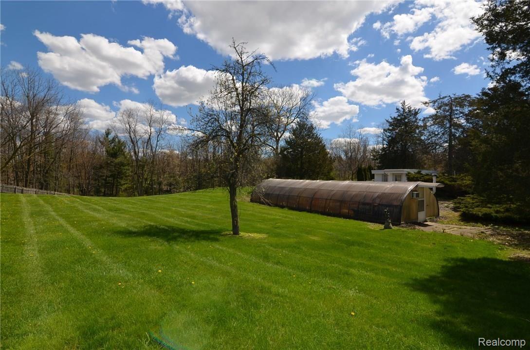 7918 Foster Road Clarkston, MI 48346 - Photo 3 of 24 ROLLING TERRAIN