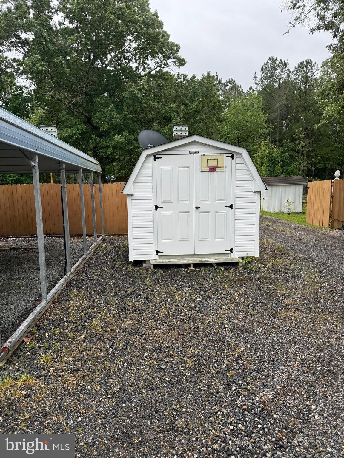 38917 Maycroft Road Avenue, MD 20609 - Photo 11 of 14