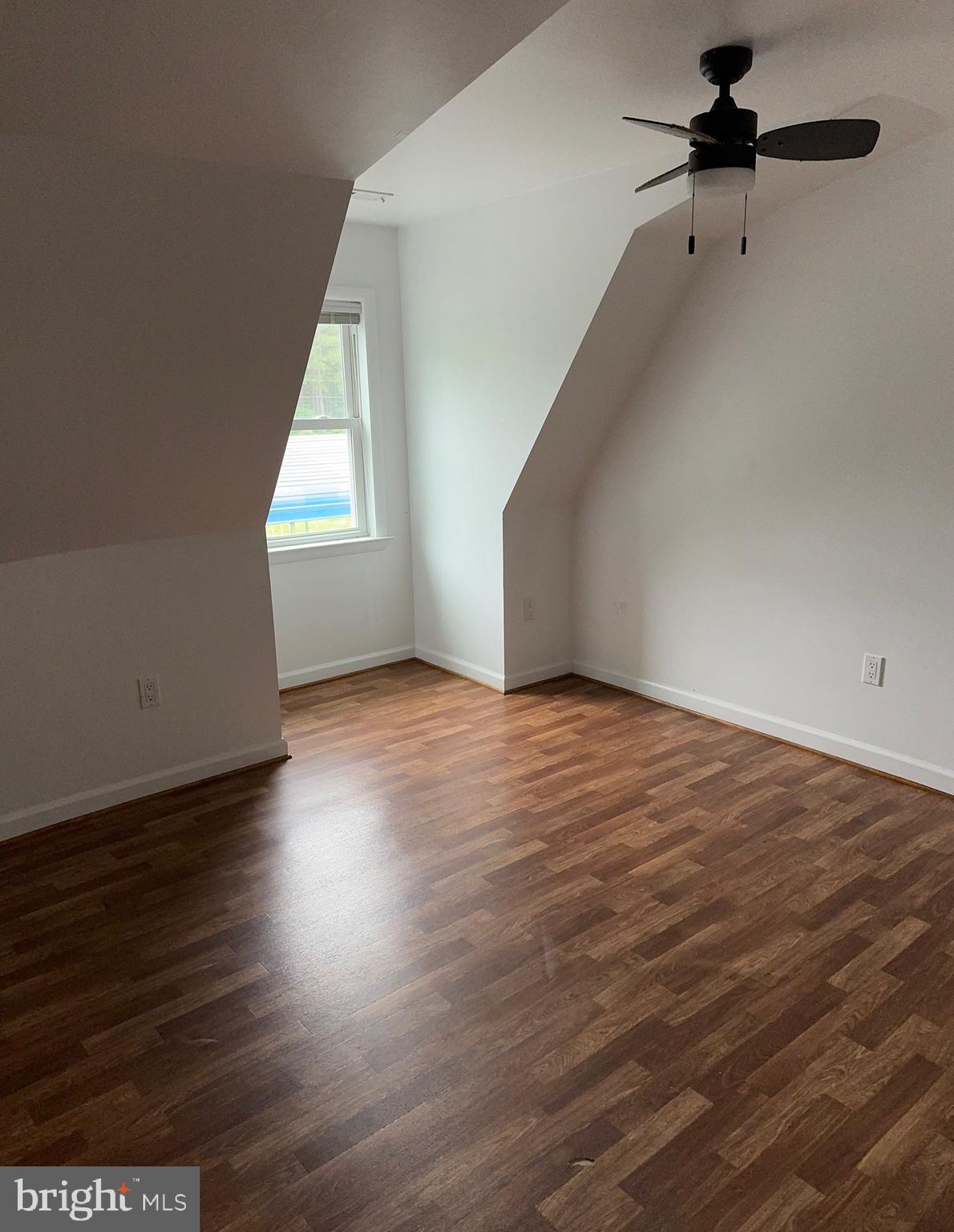 38917 Maycroft Road Avenue, MD 20609 - Photo 5 of 14