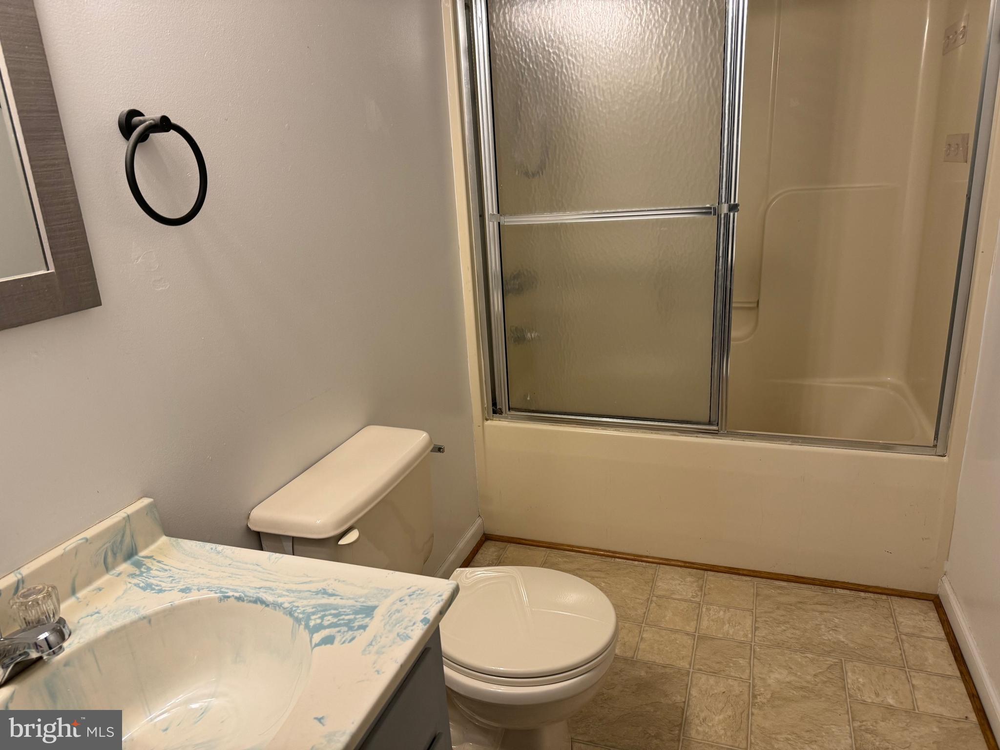 38917 Maycroft Road Avenue, MD 20609 - Photo 8 of 14