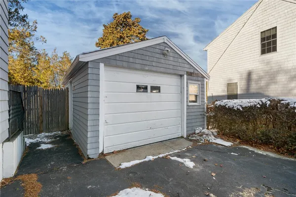 $475,000 | 51 Smythe Street, Middletown, RI 02842