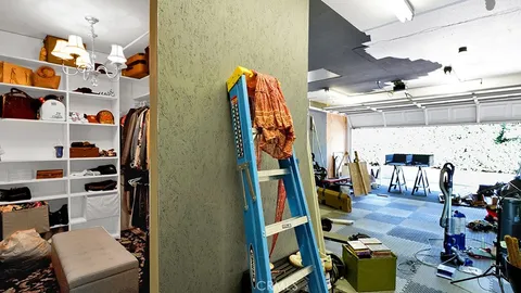 $998,000 | 716 North Harbor Boulevard, Anaheim, CA 92805