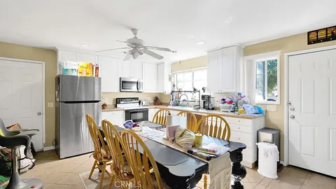 $998,000 | 716 North Harbor Boulevard, Anaheim, CA 92805