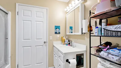 $998,000 | 716 North Harbor Boulevard, Anaheim, CA 92805