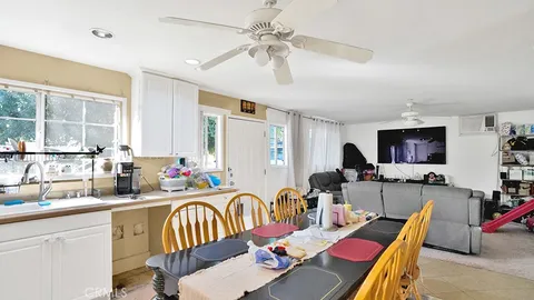 $998,000 | 716 North Harbor Boulevard, Anaheim, CA 92805