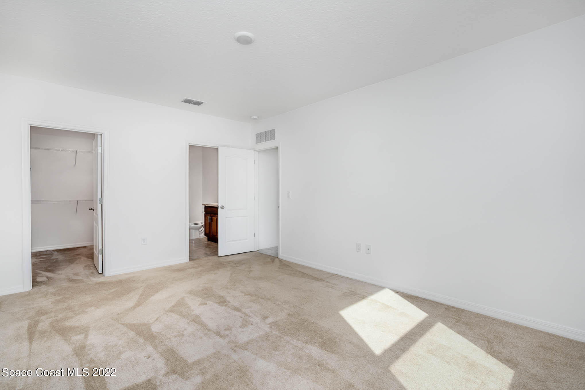 1061 Wabash Road Southeast Palm Bay, FL 32909 - Photo 17 of 22 a view of an empty room