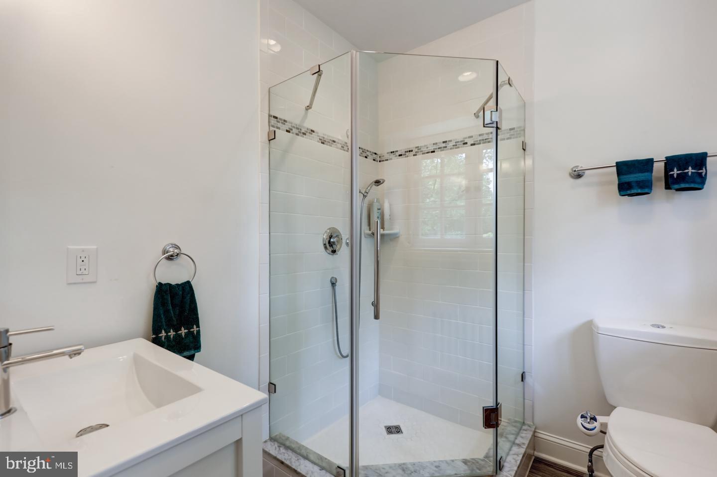 8909 Crefeld Street Philadelphia, PA 19118 - Photo 22 of 35