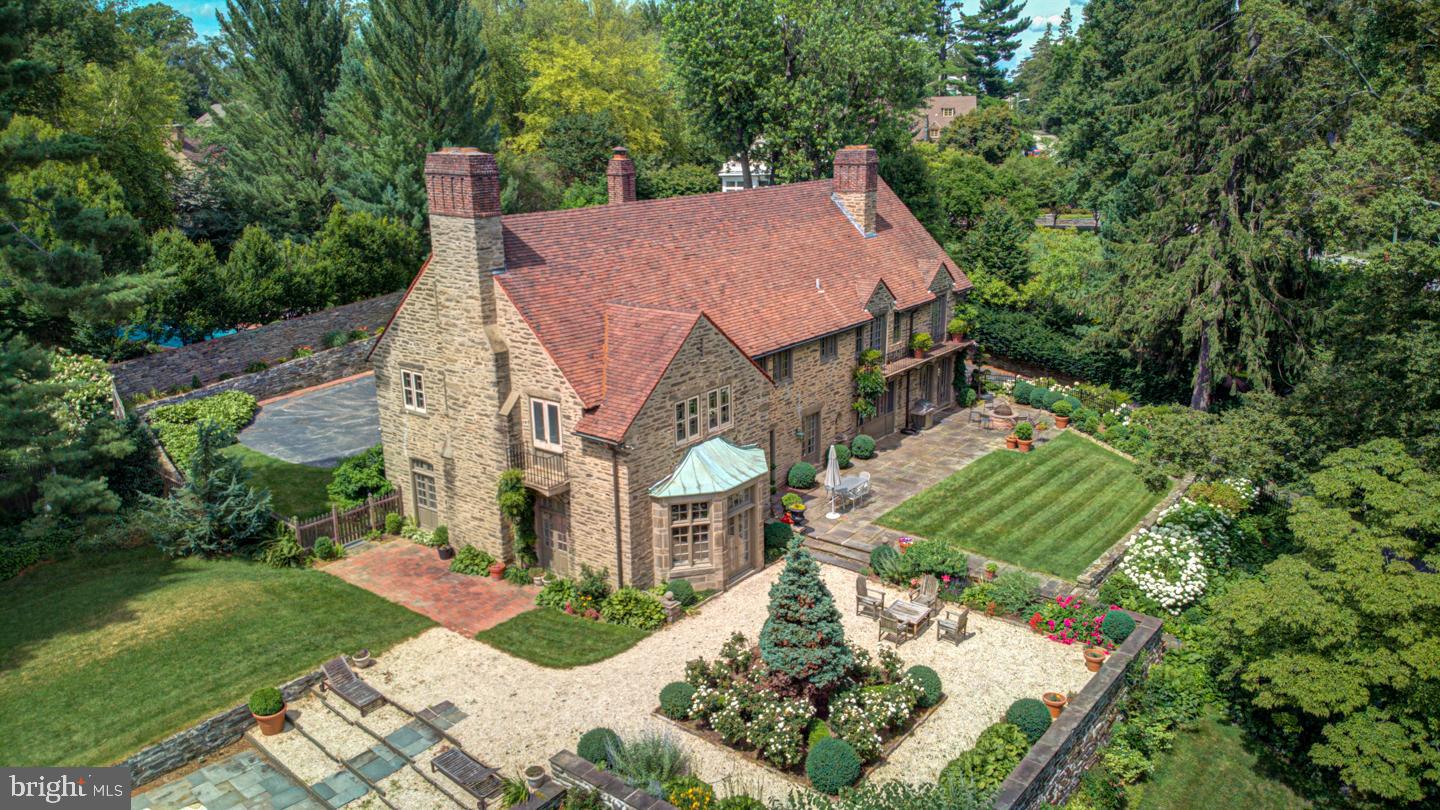 8909 Crefeld Street Philadelphia, PA 19118 - Photo 34 of 35