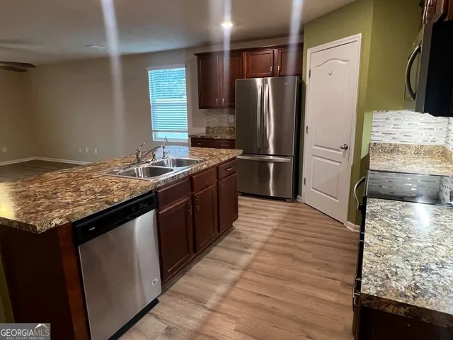 $2,100 | 306 Cedar Breeze Drive, Kingsland, GA 31548