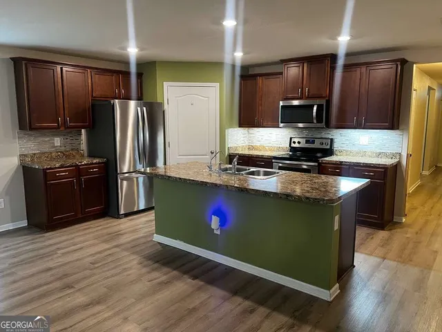 $2,100 | 306 Cedar Breeze Drive, Kingsland, GA 31548