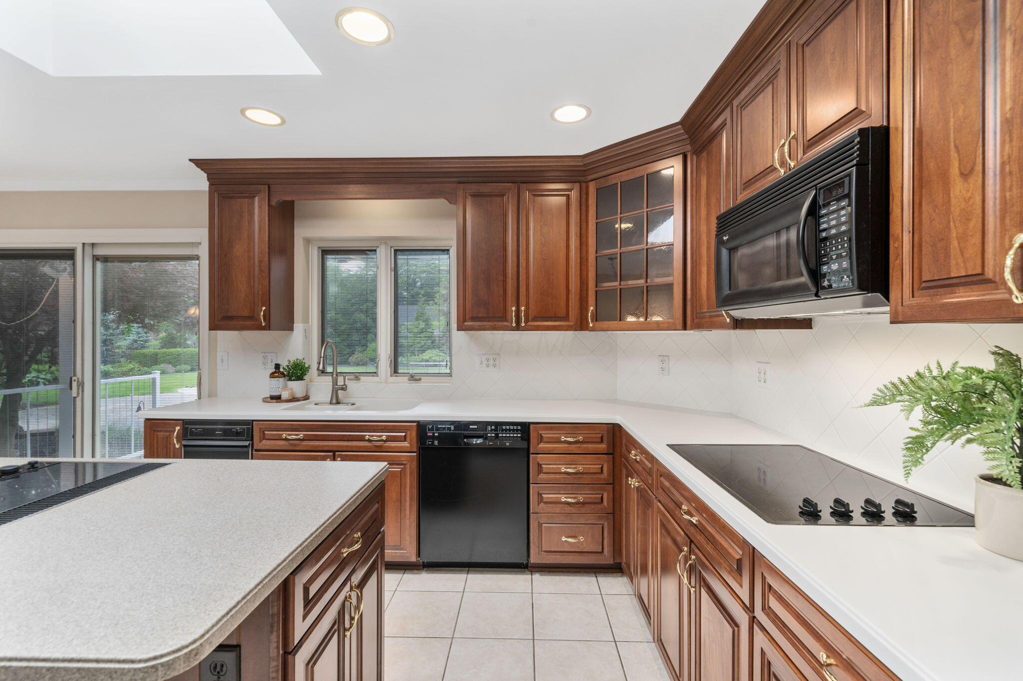 2869 North Star Road Columbus, OH 43221 - Photo 7 of 86 Gallery Image 7