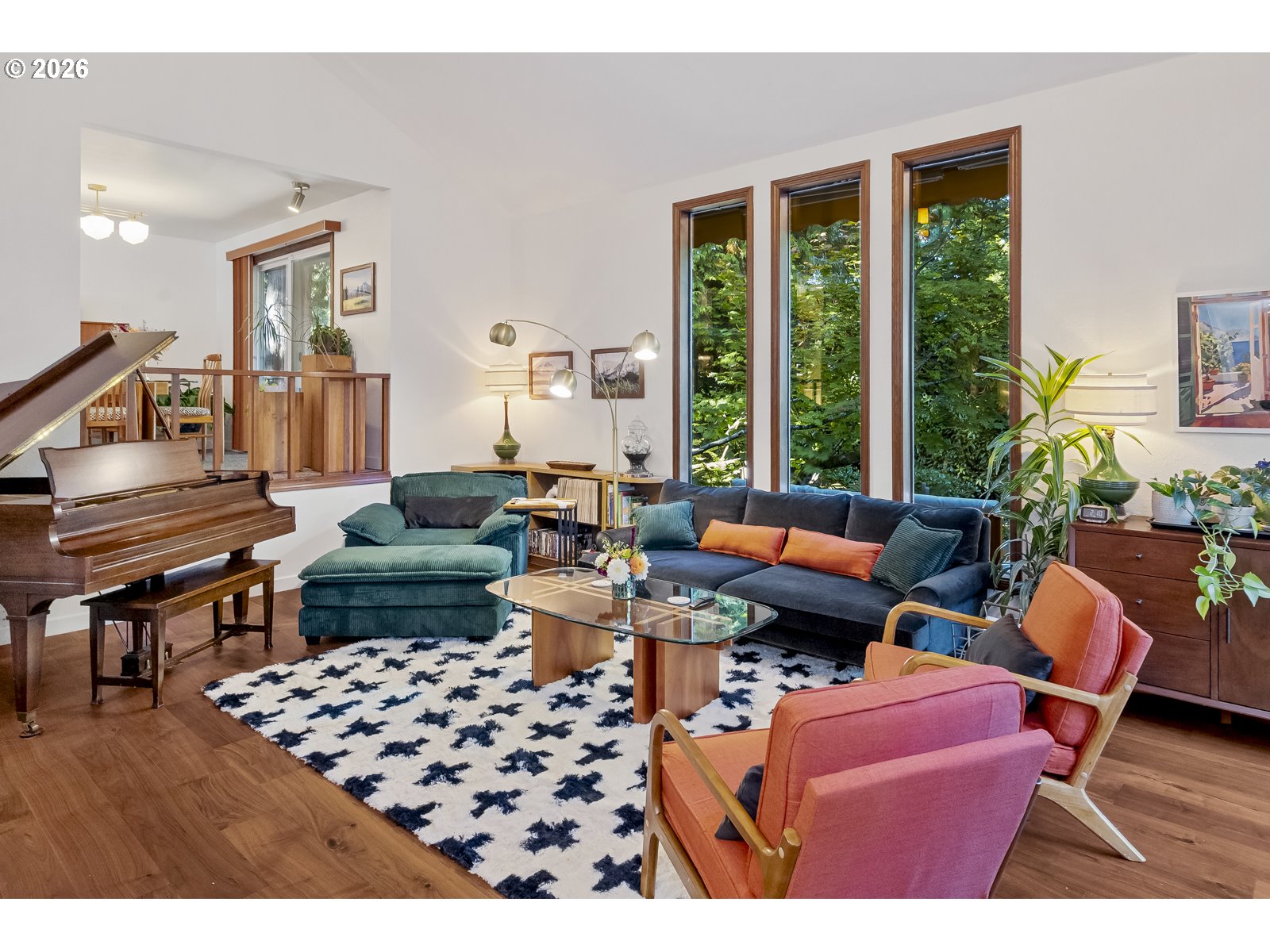 875 Southeast 25th Street Gresham, OR 97080 - Photo 8 of 48 a living room with furniture a rug and a window