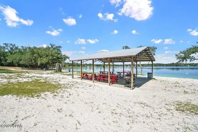 $44,900 | 1.28-acres Vistula Drive, Chipley, FL 32428