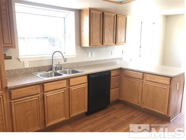 984 Ridgeview Drive Carson City, NV 89705 - Photo 5 of 12 Photo 5